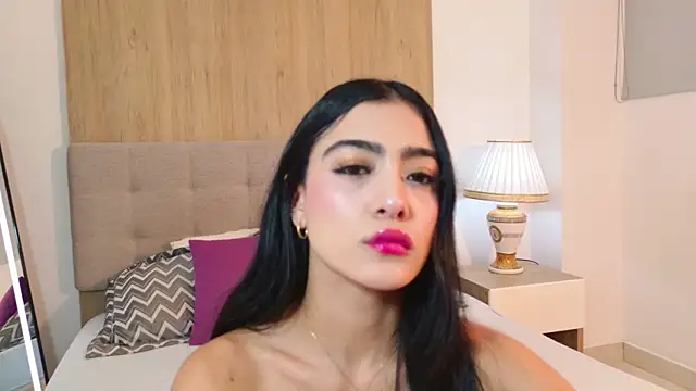 MaluCortes online show from June 2026 02:22:02 PM