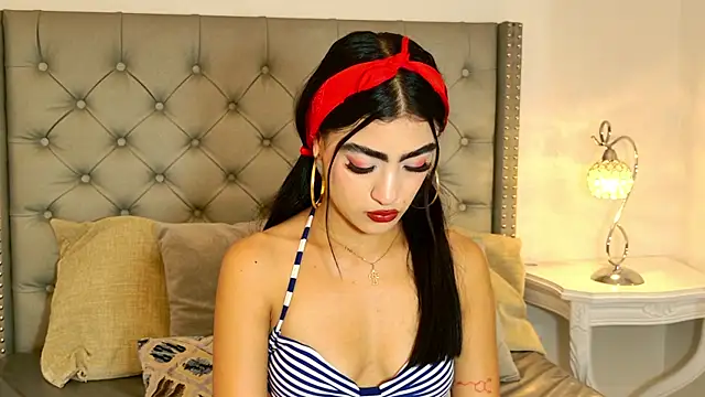 MaluCortes online show from July 2026 12:53:02 PM