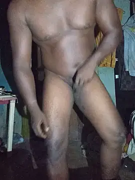 Snapshot of tinnyguy chatting on June 2026 01:26:01 AM tinnyguy online show from June 2026 01:26:01 AM