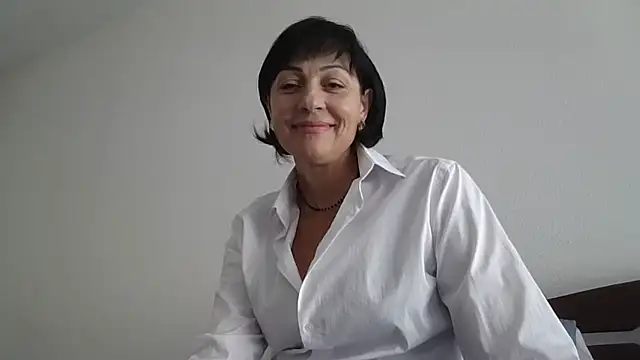 Snapshot of Lakomka499 chatting on July 2026 06:32:01 AM Lakomka499 online show from July 2026 06:32:01 AM