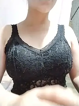 Snapshot of sexy_girll2k chatting on June 2026 02:04:01 PM sexy girll2k online show from June 2026 02:04:01 PM