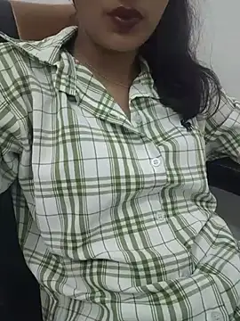 Snapshot of Ritika_jha01 chatting on July 2026 04:57:01 AM Ritika jha01 online show from July 2026 04:57:01 AM
