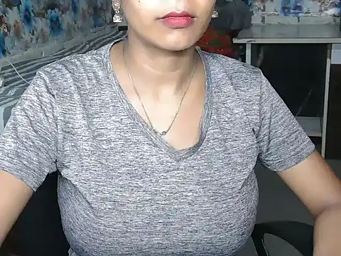 NottyMomo online show from July 2026 11:38:01 AM