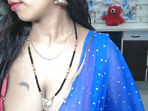 NottyMomo online show from July 2026 10:37:02 AM
