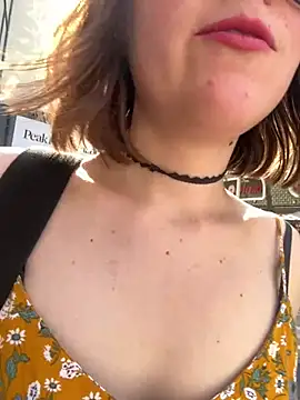 Hilda Valentine online show from July 2026 02:39:02 PM