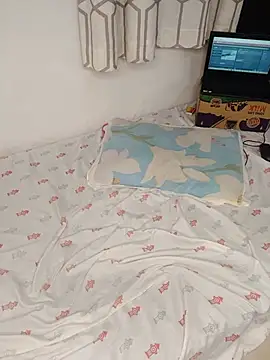pretty bitch01 online show from August 2026 01:32:01 AM