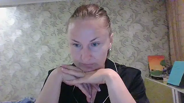 TashaLightX online show from June 2026 06:17:01 PM