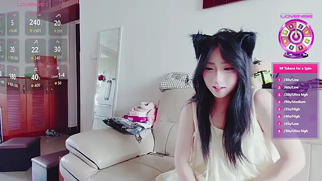 Snapshot of qiao-520 chatting on June 2026 04:56:01 AM qiao-520 online show from June 2026 04:56:01 AM