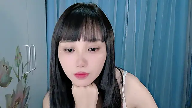 Snapshot of Yesqiko chatting on July 2026 04:47:01 PM Yesqiko online show from July 2026 04:47:01 PM