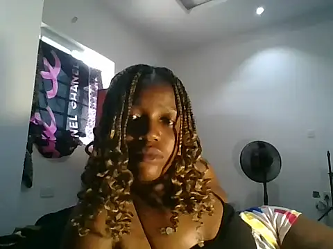 Snapshot of camillasoofine chatting on June 2026 12:17:02 PM camillasoofine online show from June 2026 12:17:02 PM