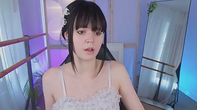 Snapshot of Michelle_Rain chatting on July 2026 01:35:02 PM Michelle Rain online show from July 2026 01:35:02 PM