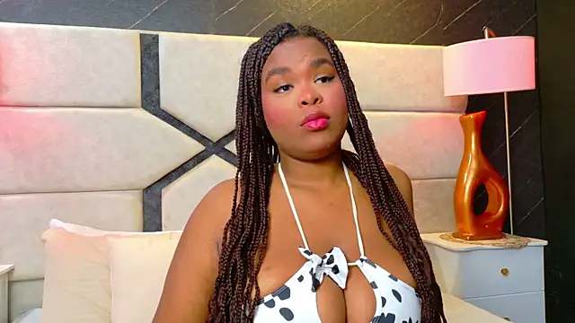 Snapshot of EbonyHenner chatting on July 2026 12:05:02 PM EbonyHenner online show from July 2026 12:05:02 PM