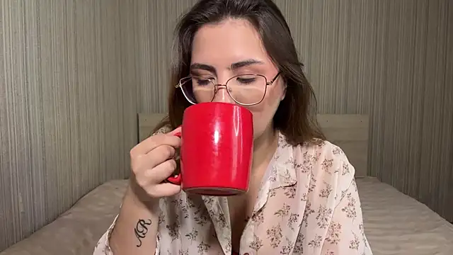 Mina Aston online show from July 2026 07:20:01 AM