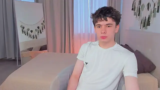 Ethan Crowe online show from July 2026 03:57:01 PM