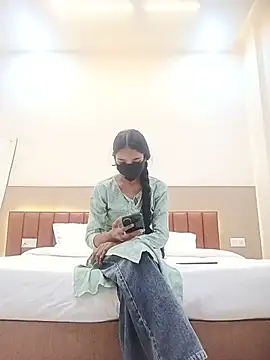 Riya cum33 online show from June 2026 10:00:01 AM
