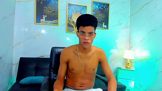 Kleyn black online show from July 2026 10:43:01 AM