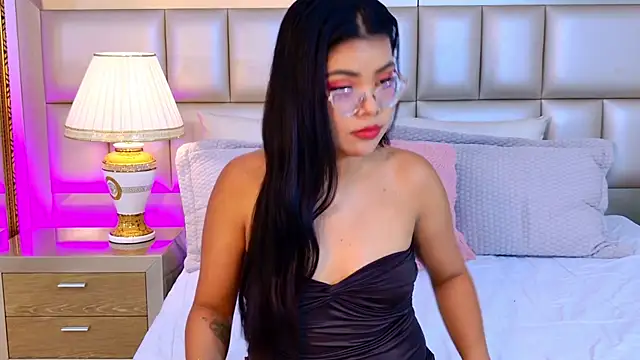 AliceLavenders online show from July 2026 06:53:01 PM
