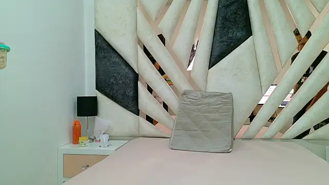 LunaySebastian online show from July 2026 02:34:01 PM
