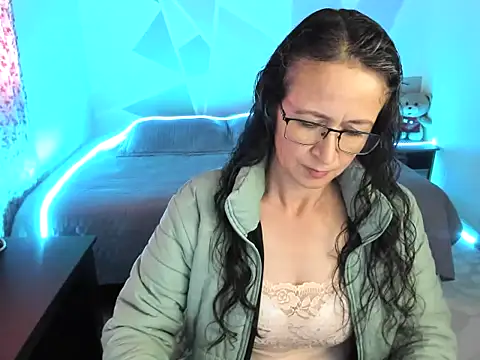 Ana Flakita online show from July 2026 08:15:01 PM