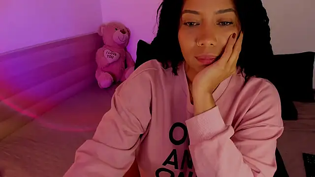 Snapshot of NicolePasqualott chatting on November 2025 08:24:01 PM NicolePasqualott online show from November 2025 08:24:01 PM