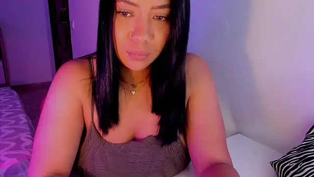 NicolePasqualott online show from May 2026 06:38:01 PM