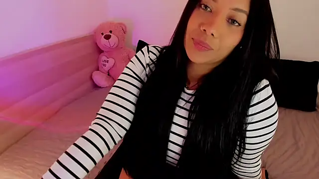 Snapshot of NicolePasqualott chatting on November 2025 09:04:01 PM NicolePasqualott online show from November 2025 09:04:01 PM