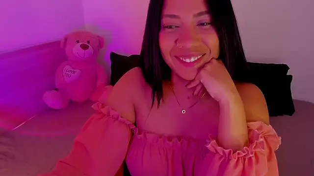 Snapshot of NicolePasqualott chatting on December 2025 09:36:02 PM NicolePasqualott online show from December 2025 09:36:02 PM