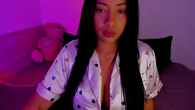 Snapshot of NicolePasqualott chatting on November 2025 05:58:02 PM NicolePasqualott online show from November 2025 05:58:02 PM