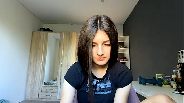 SpanishRooter online show from July 2026 07:18:02 AM