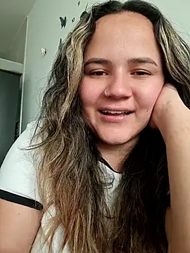 Snapshot of Mandy-moore28 chatting on July 2026 08:52:02 PM Mandy-moore28 online show from July 2026 08:52:02 PM