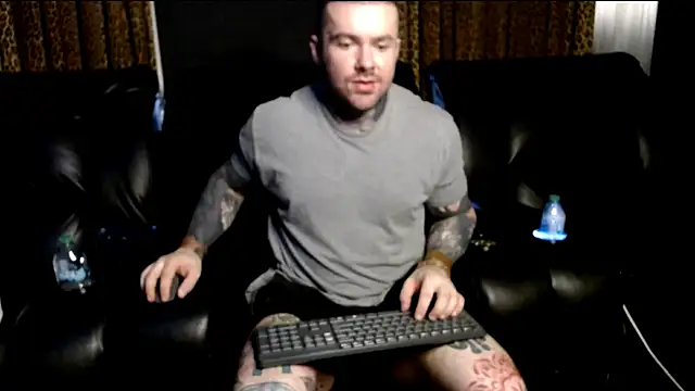 nathaniel 13 online show from June 2026 09:53:01 PM