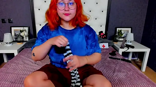 Snapshot of Judith_hypnosiss chatting on July 2026 11:31:01 AM Judith hypnosiss online show from July 2026 11:31:01 AM