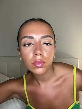 Harrietbronzex online show from July 2026 09:45:01 PM