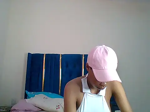 Snapshot of jay-ezike chatting on July 2026 06:53:01 AM jay-ezike online show from July 2026 06:53:01 AM