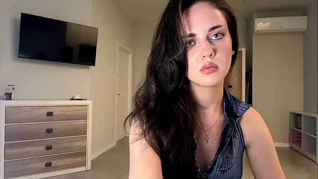 A Milly online show from June 2026 03:10:02 PM