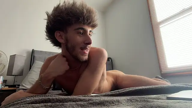 smaiib0y online show from June 2026 10:36:01 PM