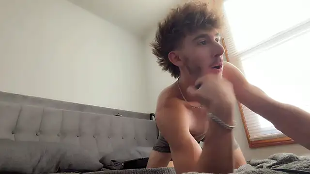 smaiib0y online show from June 2026 10:53:02 PM