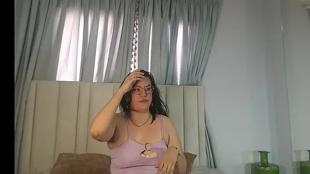 Sallydickinson online show from July 2026 01:32:02 PM
