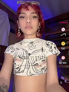Snapshot of xLilyAngelx_ chatting on June 2026 09:09:02 AM xLilyAngelx online show from June 2026 09:09:02 AM