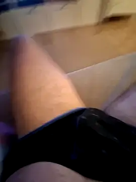SmallDicki1989 online show from June 2026 10:42:02 PM