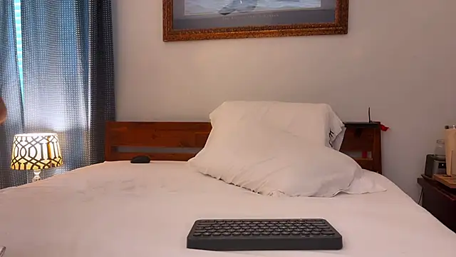 Snapshot of Bubba_Cloudz chatting on July 2026 05:46:01 PM Bubba Cloudz online show from July 2026 05:46:01 PM