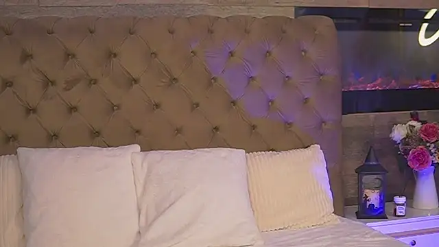 Snapshot of CharmingLilith chatting on November 2025 06:06:01 AM CharmingLilith online show from November 2025 06:06:01 AM