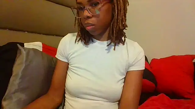 Opal Rainbow online show from November 2025 06:01:01 AM