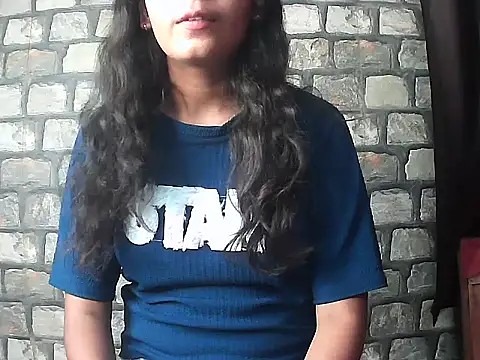 Snapshot of CUTIE-PARI- chatting on June 2026 07:52:02 AM CUTIE-PARI- online show from June 2026 07:52:02 AM