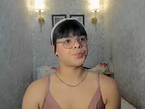 emily rosue  online show from July 2026 04:35:01 AM