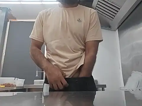 brownskinbull1 online show from July 2026 12:26:02 PM