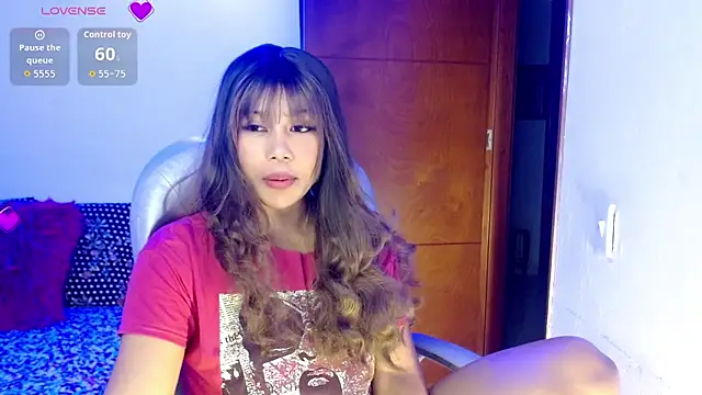 Emmy Copland online show from July 2026 05:16:01 AM