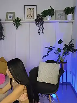 Jasmiinn  online show from June 2026 05:34:01 AM