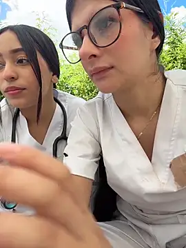 Mia Alanna online show from June 2026 04:12:01 PM