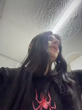 Mia Alanna online show from June 2026 07:02:01 PM